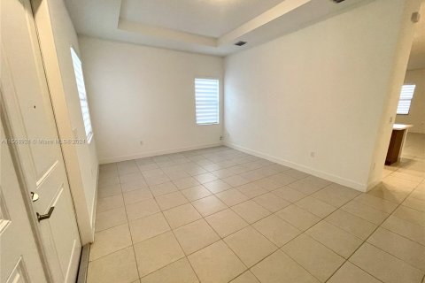 Casa en venta en Miramar, Florida, 3 dormitorios, 190.17 m2 № 1119763 - foto 29