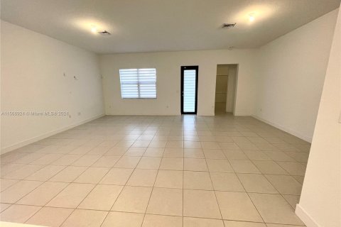 Casa en venta en Miramar, Florida, 3 dormitorios, 190.17 m2 № 1119763 - foto 13