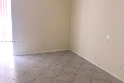 Copropriété à vendre à Lauderhill, Floride: 1 chambre, 74.32 m2 № 1282022 - photo 5