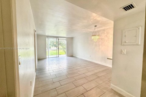 Copropriété à vendre à Aventura, Floride: 1 chambre, 71.35 m2 № 1282023 - photo 20