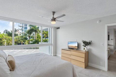 Condo in Fort Lauderdale, Florida, 2 bedrooms  № 1305253 - photo 9