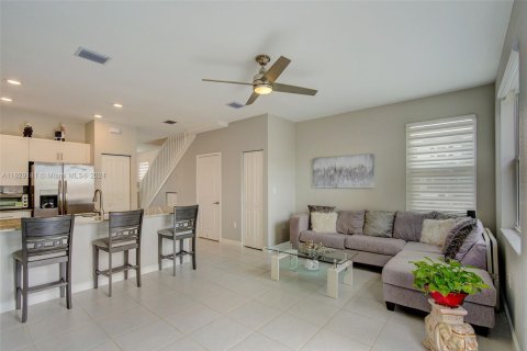 Townhouse in Homestead, Florida 3 bedrooms, 143.53 sq.m. № 1294601 - photo 11