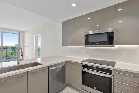 Condo in Sunrise, Florida, 2 bedrooms  № 1330334 - photo 6