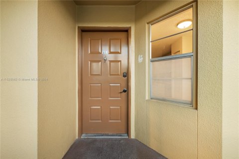 Condominio en venta en Pembroke Pines, Florida, 2 dormitorios, 102.19 m2 № 993822 - foto 5
