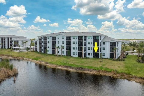 Condominio en venta en Punta Gorda, Florida, 2 dormitorios, 107.21 m2 № 1170128 - foto 2