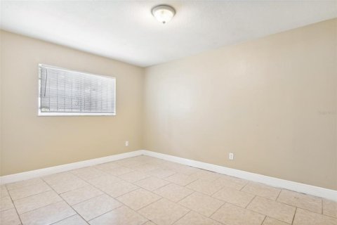 Casa en venta en Orlando, Florida, 3 dormitorios, 111.02 m2 № 1400399 - foto 7