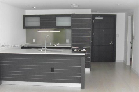 Copropriété à vendre à Miami, Floride: 1 chambre, 74.23 m2 № 657993 - photo 2