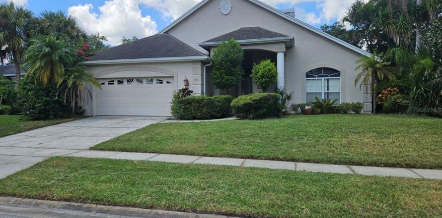 House in Kissimmee, Florida 4 bedrooms, 235.97 sq.m. № 1326873