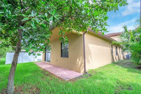 House in Tamarac, Florida 4 bedrooms, 150.13 sq.m. № 1236277 - photo 28