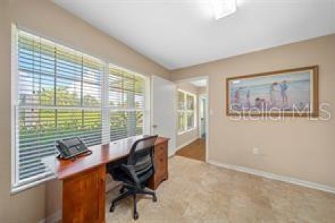 Immobilier commercial à louer à Chiefland, Floride: 349.5 m2 № 1352509 - photo 10