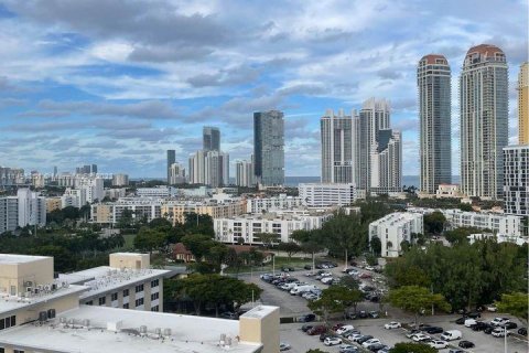 Copropriété à vendre à Sunny Isles Beach, Floride: 3 chambres, 222.97 m2 № 880380 - photo 2