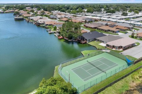 House in Lakeland, Florida 3 bedrooms, 189.52 sq.m. № 1343827 - photo 30