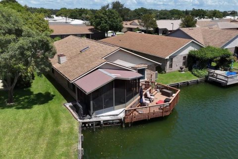 House in Lakeland, Florida 3 bedrooms, 189.52 sq.m. № 1343827 - photo 28