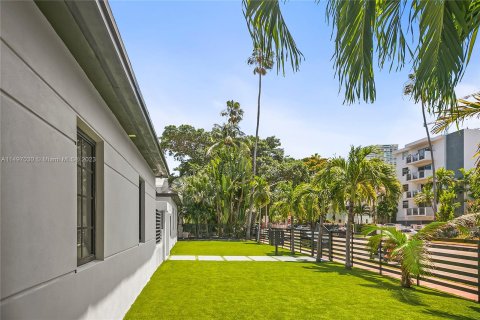 Immobilier commercial à vendre à Miami Beach, Floride № 886017 - photo 6