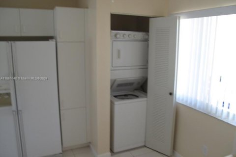 Condominio en venta en Tamarac, Florida, 2 dormitorios, 107.12 m2 № 1380488 - foto 6