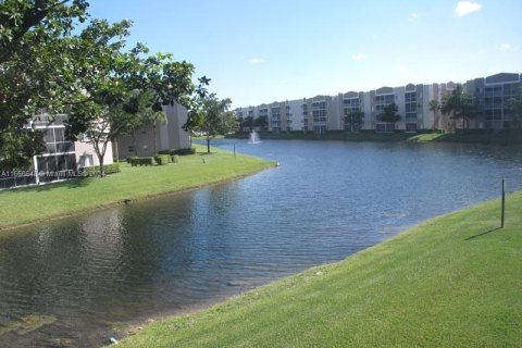 Condominio en venta en Tamarac, Florida, 2 dormitorios, 107.12 m2 № 1380488 - foto 12