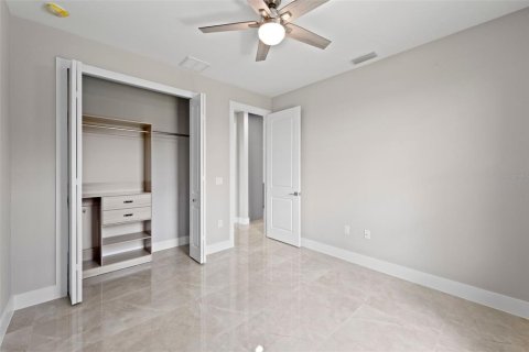 Villa ou maison à vendre à Cape Coral, Floride: 3 chambres, 197.97 m2 № 1308182 - photo 27