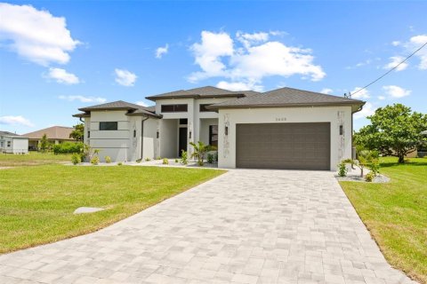 Casa en venta en Cape Coral, Florida, 3 dormitorios, 197.97 m2 № 1308182 - foto 2