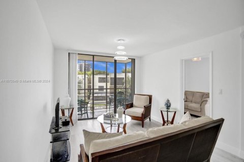 Condo in Aventura, Florida, 2 bedrooms  № 1402875 - photo 4