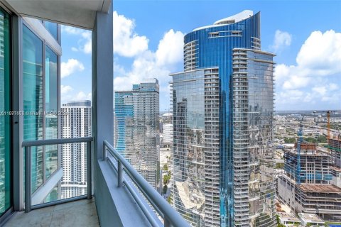 Condominio en venta en Miami, Florida, 2 dormitorios, 122.17 m2 № 1402837 - foto 17