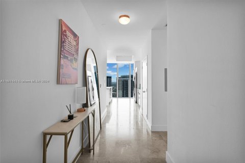 Copropriété à vendre à Miami, Floride: 2 chambres, 122.17 m2 № 1402837 - photo 27