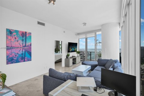 Copropriété à vendre à Miami, Floride: 2 chambres, 122.17 m2 № 1402837 - photo 12