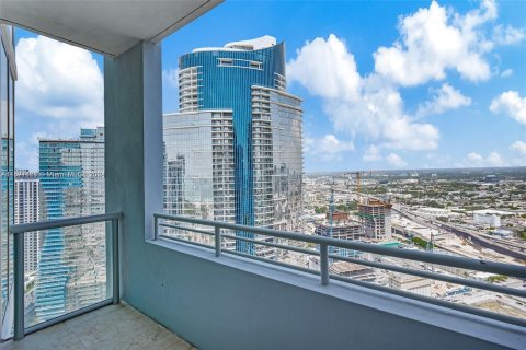 Condo in Miami, Florida, 2 bedrooms  № 1402837 - photo 14