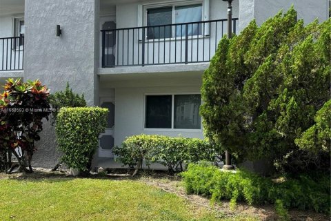 Condominio en venta en Lake Worth, Florida, 2 dormitorios, 113.53 m2 № 1379034 - foto 29