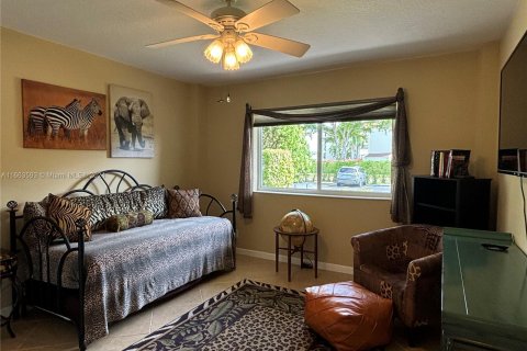 Condo in Lake Worth, Florida, 2 bedrooms  № 1379034 - photo 20