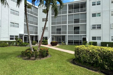 Condominio en venta en Lake Worth, Florida, 2 dormitorios, 113.53 m2 № 1379034 - foto 28