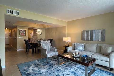 Copropriété à vendre à Lake Worth, Floride: 2 chambres, 113.53 m2 № 1379034 - photo 1