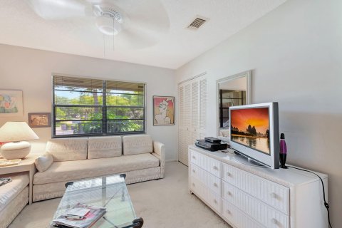 Condo in Boynton Beach, Florida, 2 bedrooms  № 1136473 - photo 8