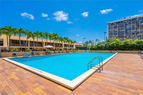 Copropriété à louer à Miami, Floride: 1 chambre, 81.1 m2 № 1332764 - photo 30