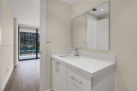 Copropriété à louer à Miami, Floride: 1 chambre, 81.1 m2 № 1332764 - photo 12