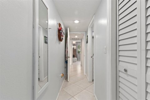 Copropriété à vendre à Hudson, Floride: 2 chambres, 97.45 m2 № 1362157 - photo 25