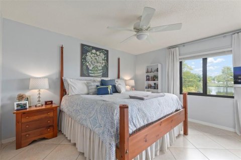 Condo in Hudson, Florida, 2 bedrooms  № 1362157 - photo 26