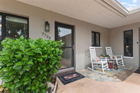 Condo in Hudson, Florida, 2 bedrooms  № 1362157 - photo 2