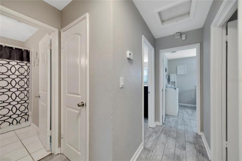 Casa en venta en Tampa, Florida, 3 dormitorios, 108.88 m2 № 1362156 - foto 20