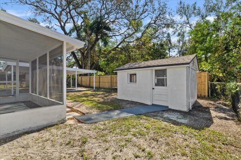 House in Tampa, Florida 3 bedrooms, 98.94 sq.m. № 1419561 - photo 6