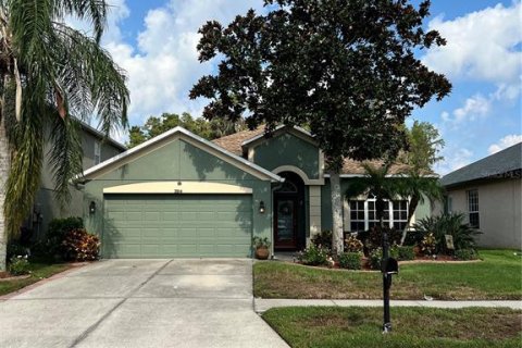 House in Land O' Lakes, Florida 4 bedrooms, 169.55 sq.m. № 1313652 - photo 1