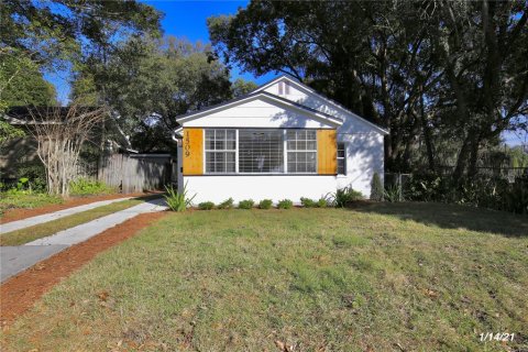 Villa ou maison à louer à Orlando, Floride: 3 chambres, 105.07 m2 № 1340716 - photo 1