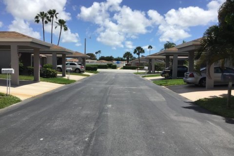 Villa ou maison à vendre à Delray Beach, Floride: 2 chambres, 106.65 m2 № 913089 - photo 10