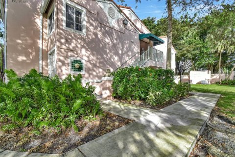 Condo in Miramar, Florida, 3 bedrooms  № 1319005 - photo 27