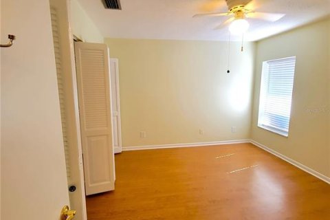 Townhouse in Brandon, Florida 2 bedrooms, 92.72 sq.m. № 885043 - photo 16