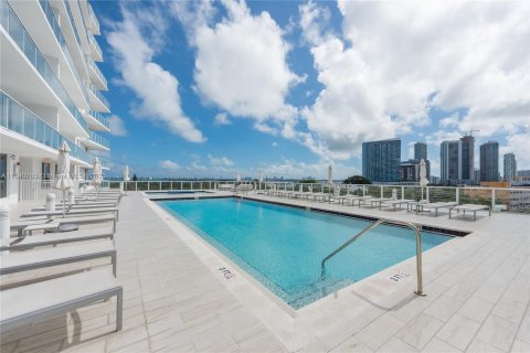 Copropriété à vendre à Miami, Floride: 2 chambres, 98.66 m2 № 308203 - photo 21