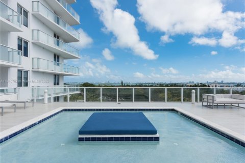 Copropriété à vendre à Miami, Floride: 2 chambres, 98.66 m2 № 308203 - photo 17