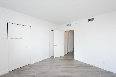 Condominio en venta en Miami, Florida, 2 dormitorios, 98.66 m2 № 308203 - foto 11