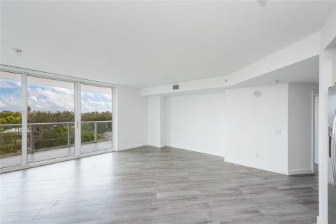 Copropriété à vendre à Miami, Floride: 2 chambres, 98.66 m2 № 308203 - photo 3