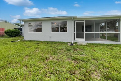 Villa ou maison à vendre à North Port, Floride: 2 chambres, 106.93 m2 № 1288612 - photo 20