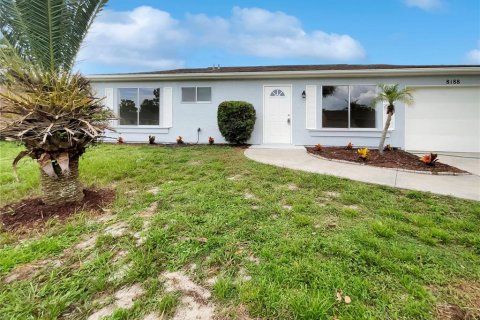 Villa ou maison à vendre à North Port, Floride: 2 chambres, 106.93 m2 № 1288612 - photo 1